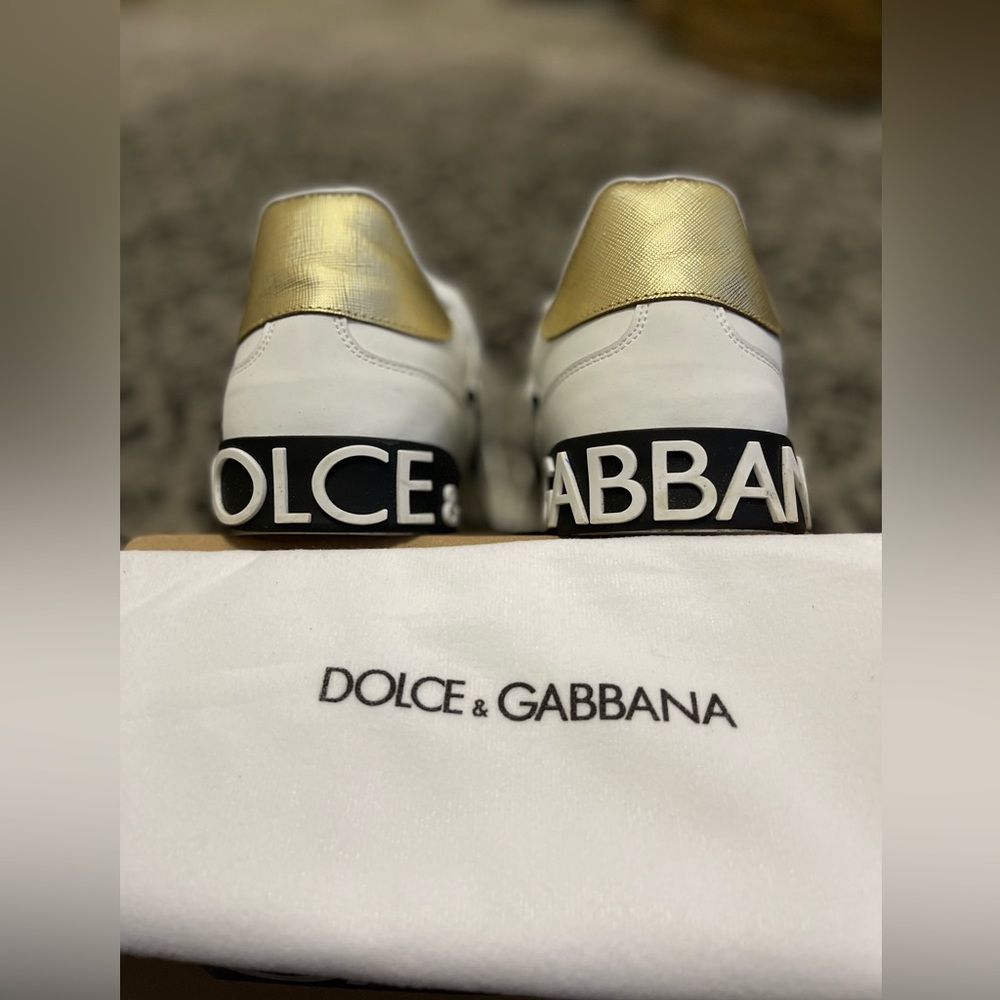 Dolce & Gabbana,  Calfskin 2.Zero Custom sneakers with contrasting details,
